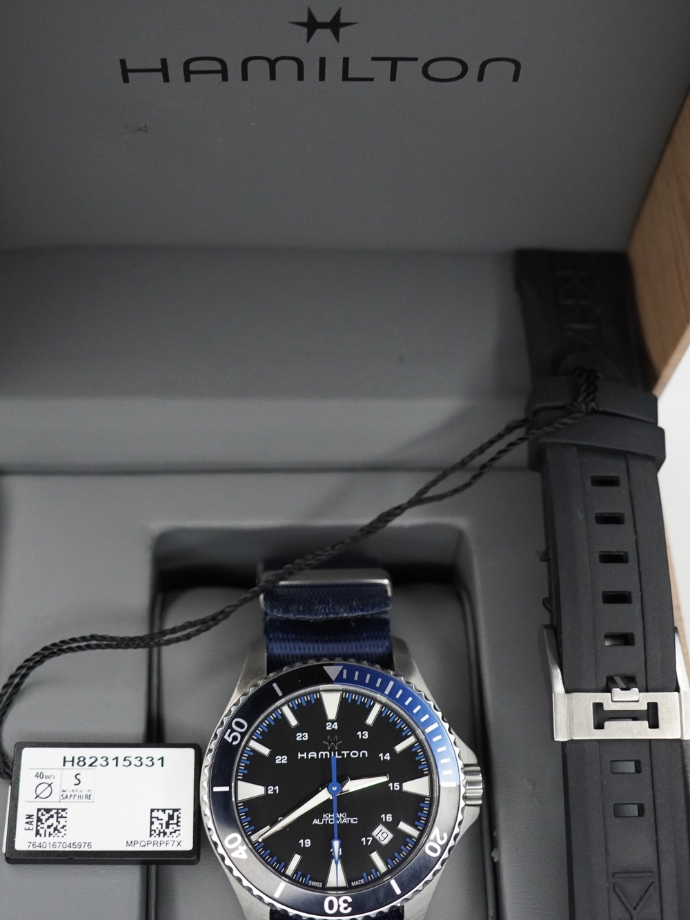 Hamilton Khaki Navy Scuba H823150 Automatic Black Dial Date 41mm Watch